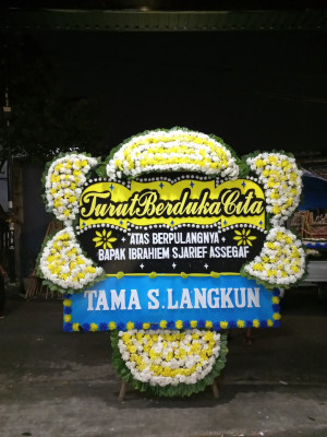 Papan Bunga Duka di Planjan